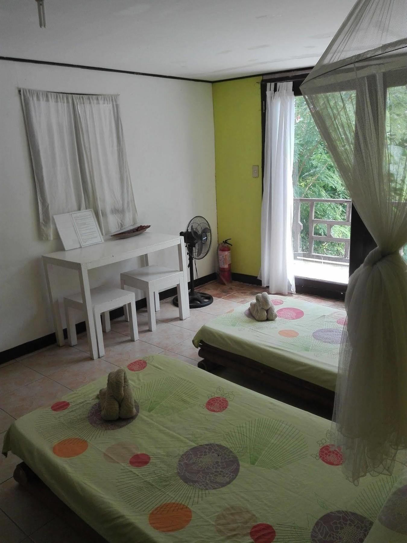 Surfers Home Boracay Balabag エクステリア 写真